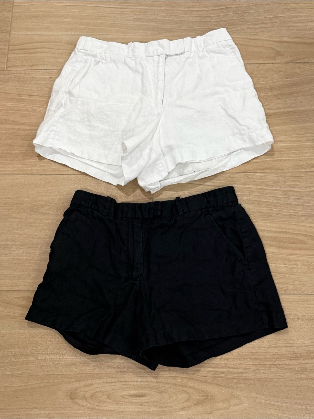 2 A & F Linen Shorts with front and back pockets